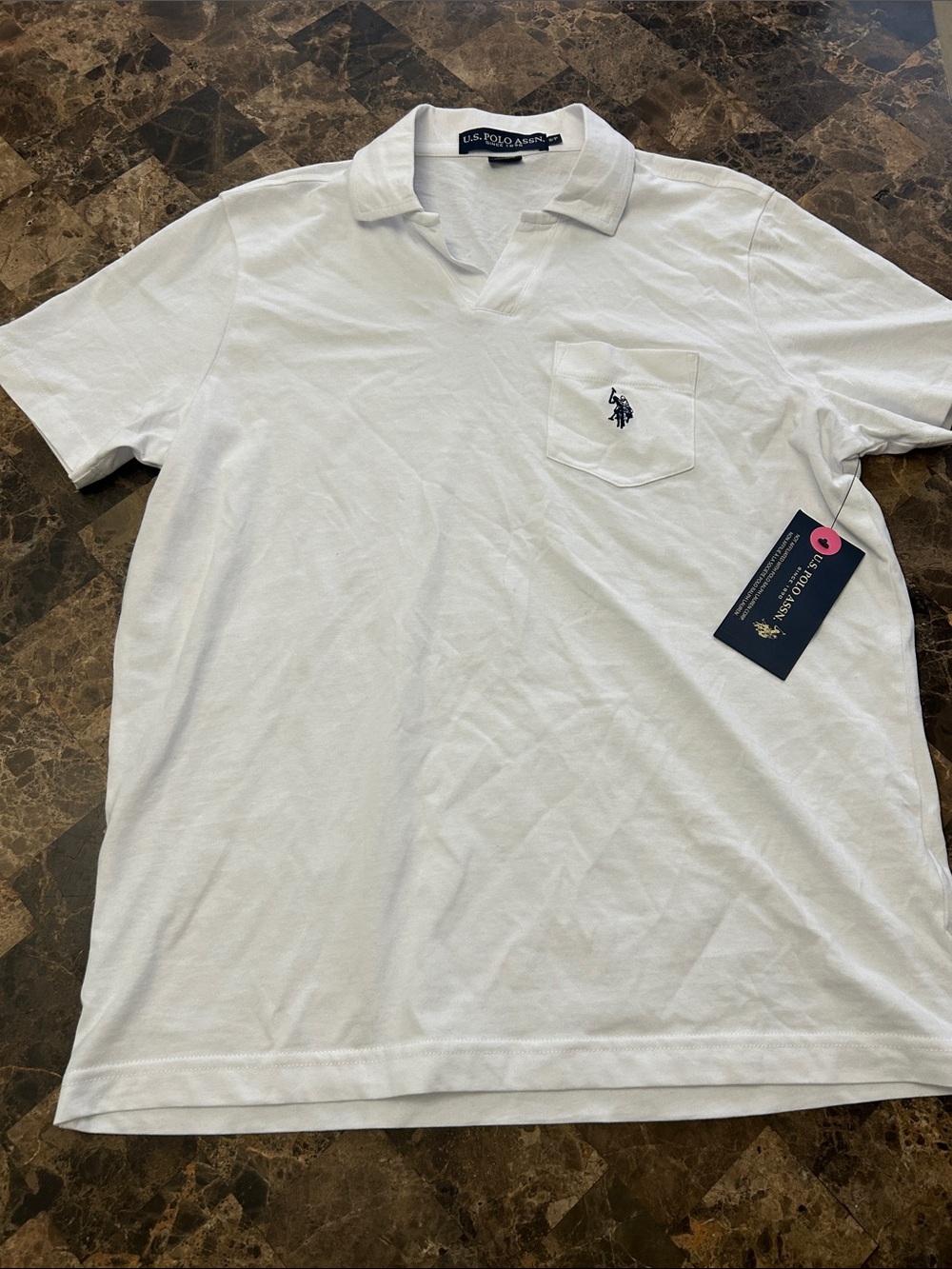 NWT 🆕 U.S. Polo Assn. Men’s White Polo with Chest Pocket and Logo 100% Cotton